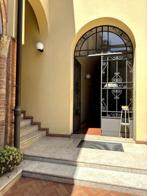 Casa Petrucci 2 Centro Storico Leilighet Forlì Eksteriør bilde